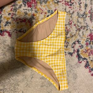 Medium old navy yellow swimsuit bottoms gingham